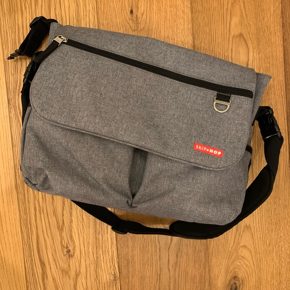 Skip hop diaper bag